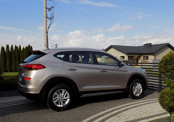 Hyundai Tucson cena 74700 przebieg: 66000, rok produkcji 2018 z Puławy małe 529